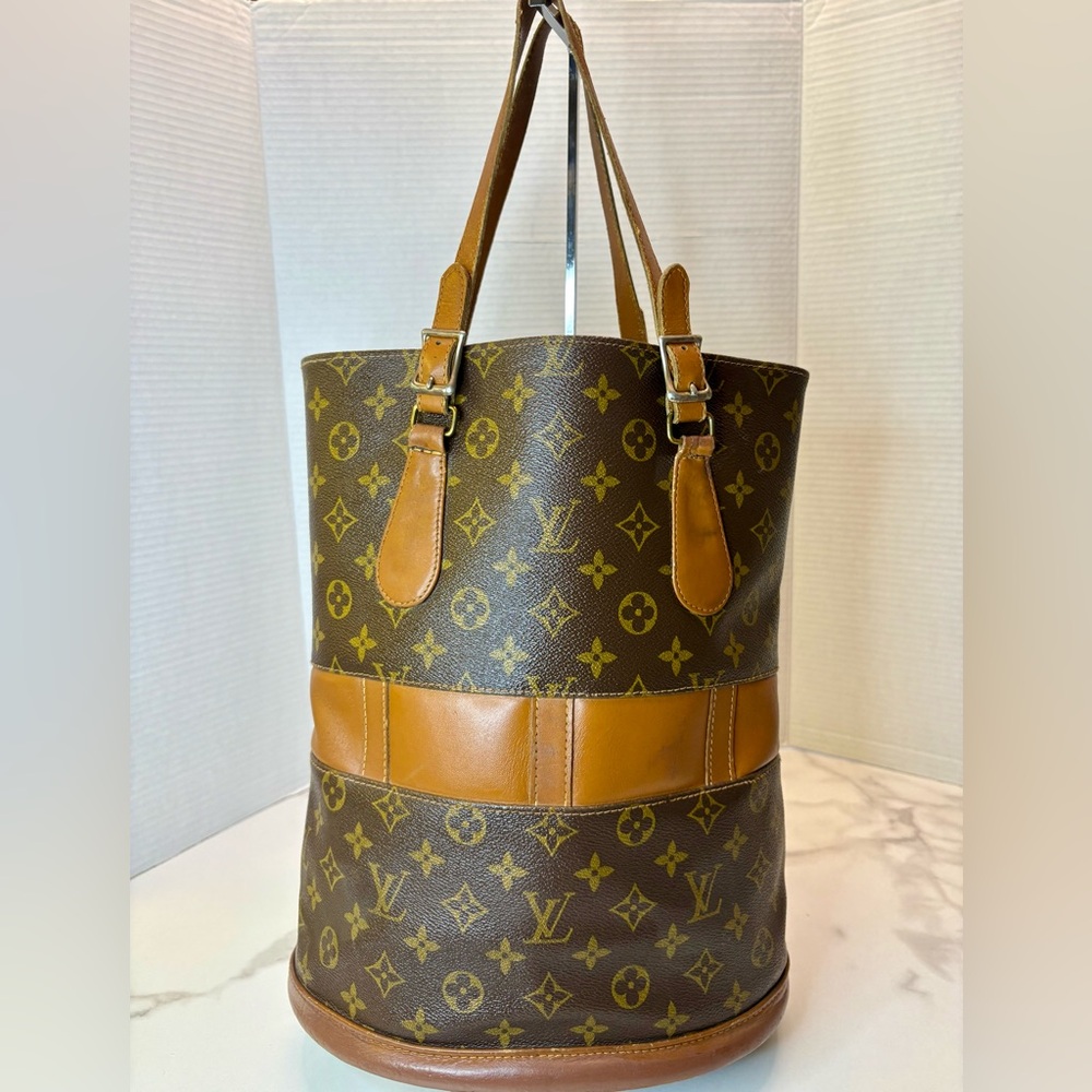 Louis Vuitton Monogram Bucket GM bag, 1970s-80s COA INCLUDED